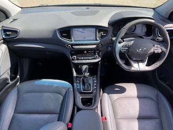 Used Hyundai IONIQ 2017 for sale - 78379900: Photo