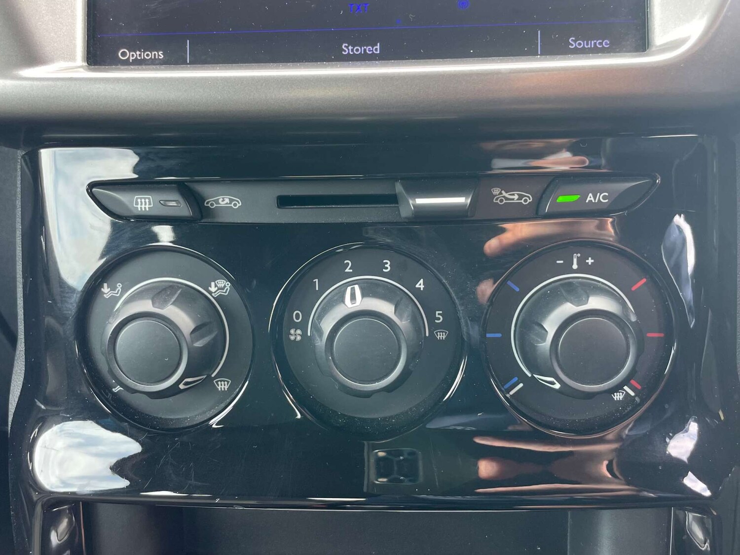 Used DS Automobiles DS 3 2016 for sale - 77975380: Photo 33