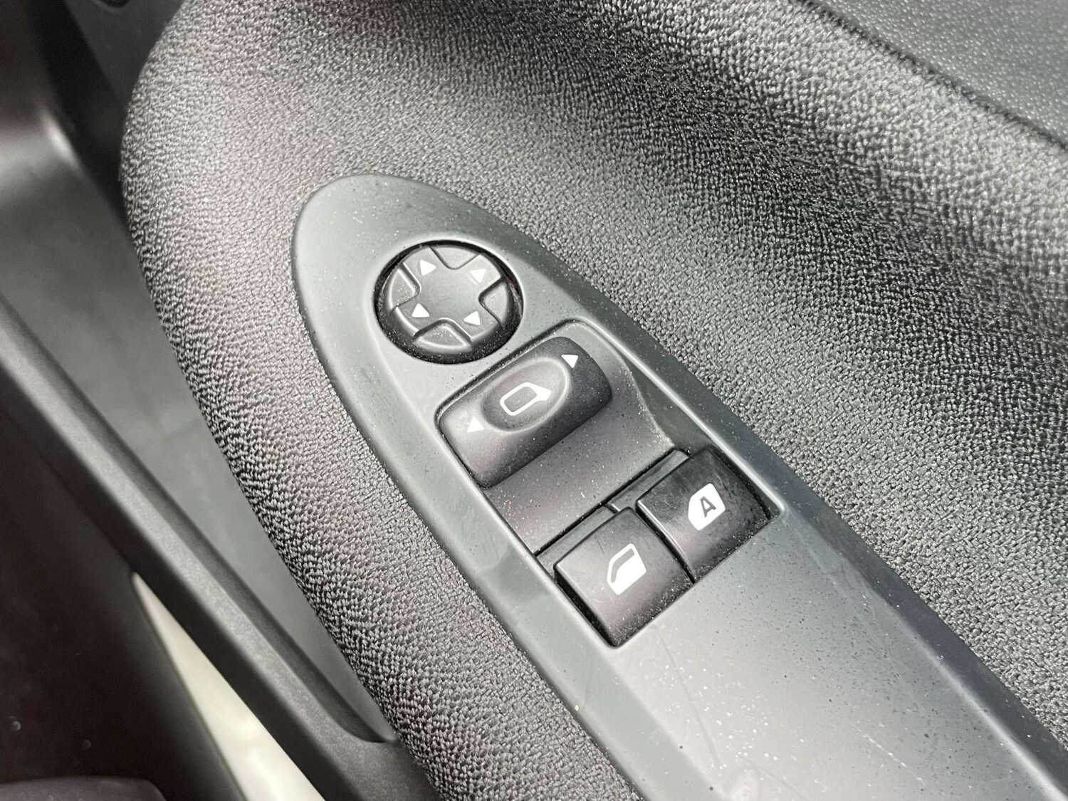 Used DS Automobiles DS 3 2016 for sale - 77975380: Photo 41