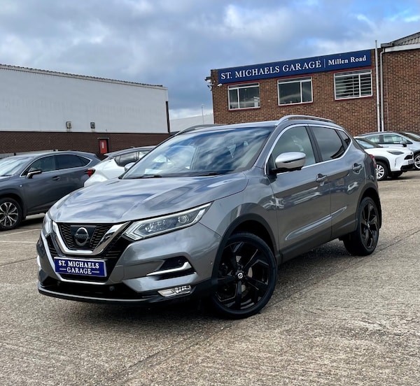 Used Nissan Qashqai 2017 for sale - 76185955: Photo 1