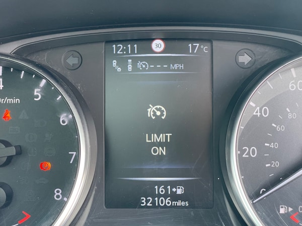 Used Nissan Qashqai 2017 for sale - 76185955: Photo 30