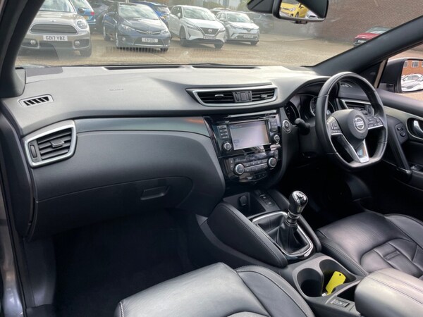 Used Nissan Qashqai 2017 for sale - 76185955: Photo 31