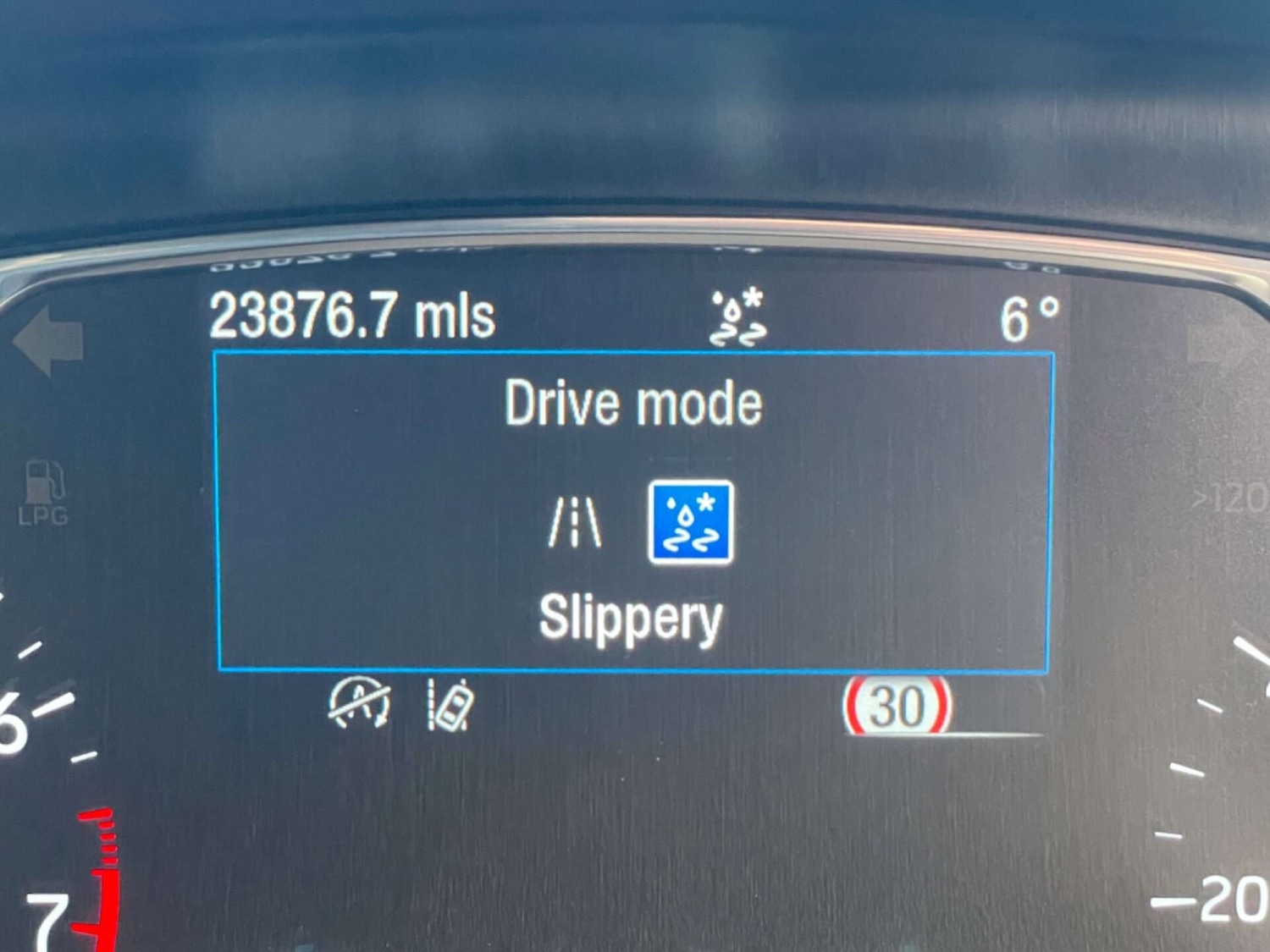 Used Ford Fiesta 2018 for sale - 76957803: Photo 29