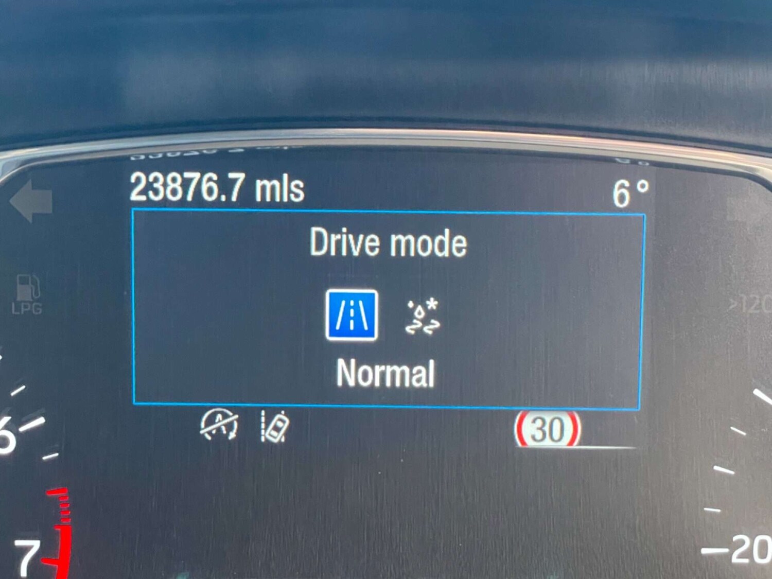 Used Ford Fiesta 2018 for sale - 76957803: Photo 30