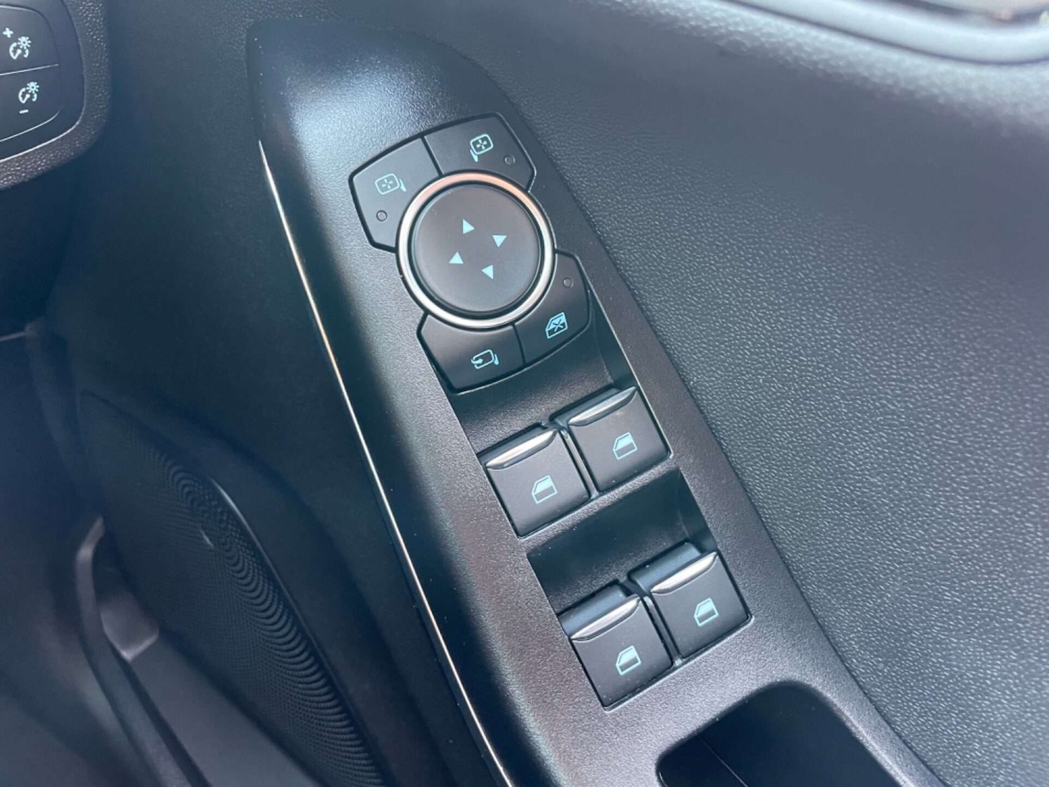 Used Ford Fiesta 2018 for sale - 76957803: Photo 56