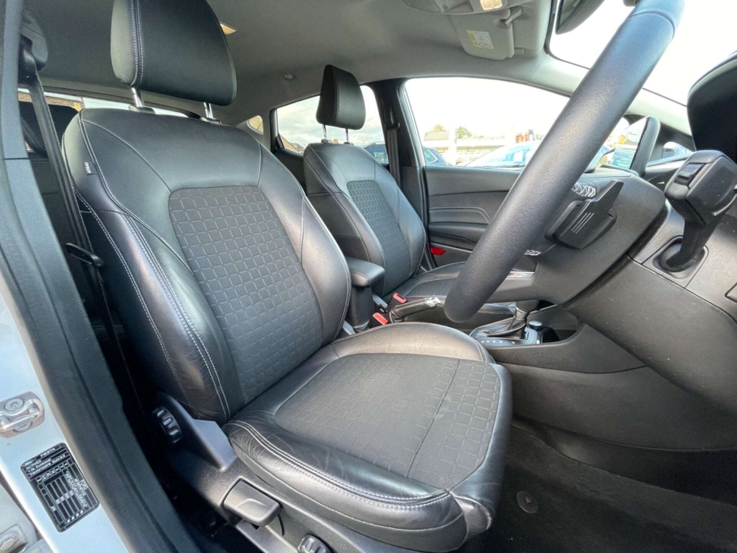 Used Ford Fiesta 2018 for sale - 76957803: Photo 57