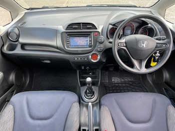 Used Honda Jazz 2013 for sale - 75425492: Photo