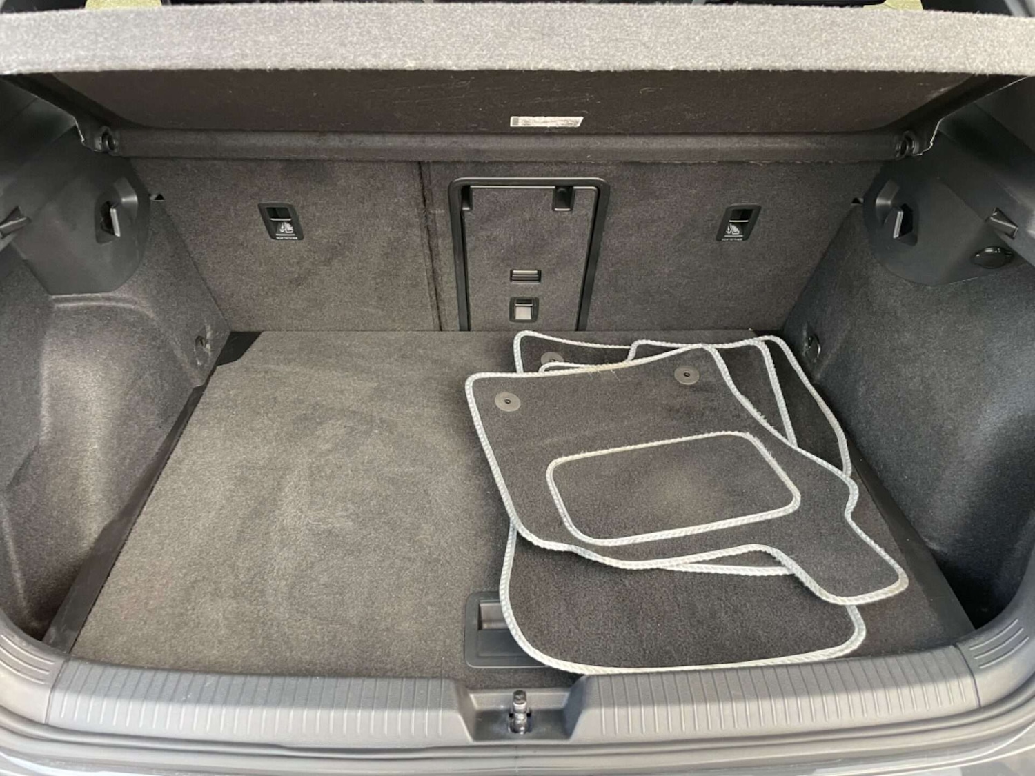 Used Volkswagen Golf 2021 for sale - 76905256: Photo 74