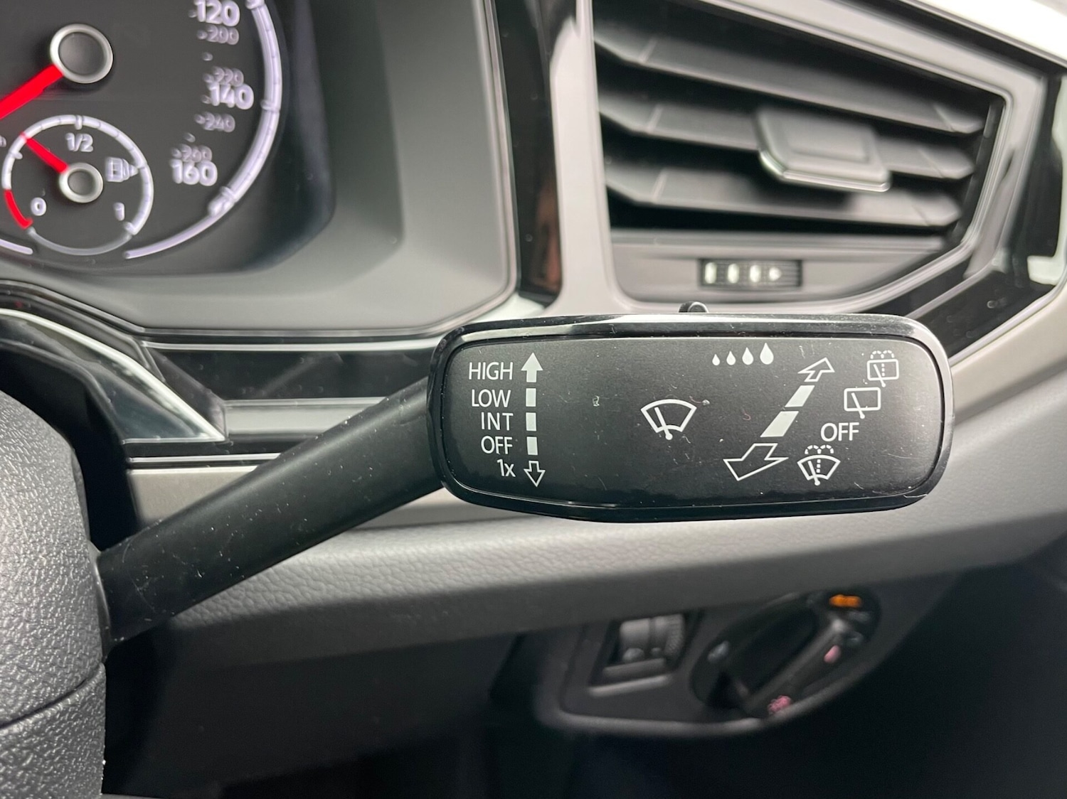 Used Volkswagen Polo 2020 for sale - 76329834: Photo 47