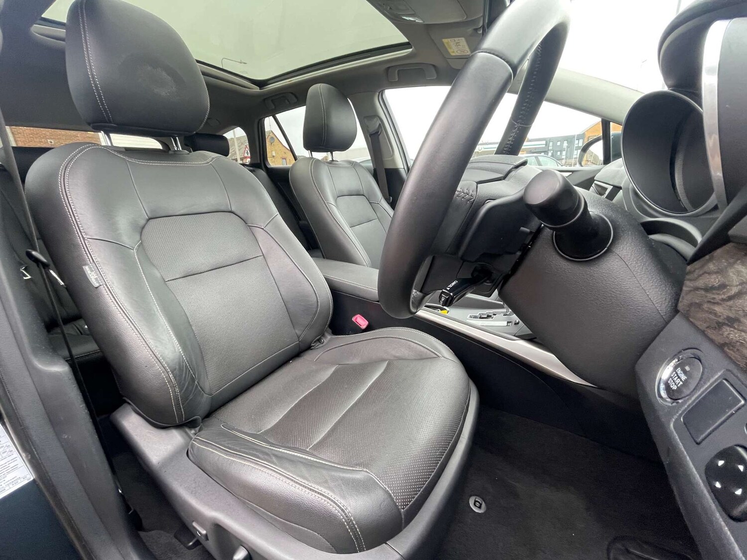 Used Toyota Avensis 2017 for sale - 77712968: Photo 54