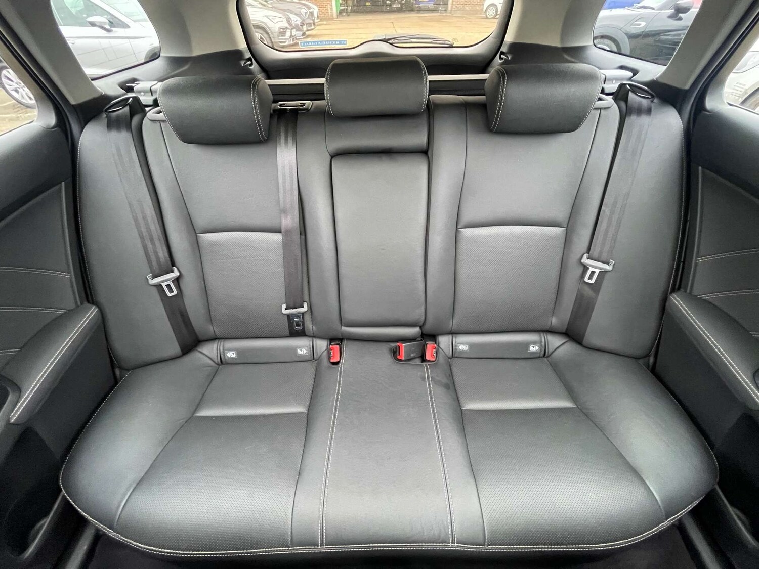 Used Toyota Avensis 2017 for sale - 77712968: Photo 60