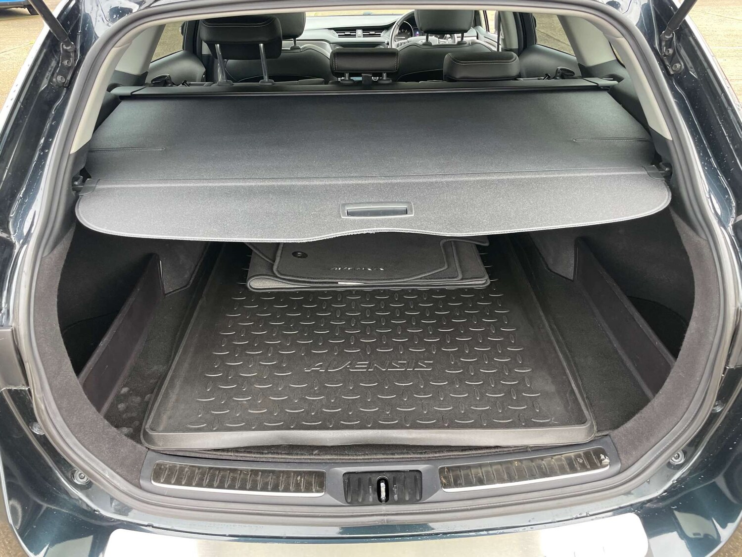 Used Toyota Avensis 2017 for sale - 77712968: Photo 62