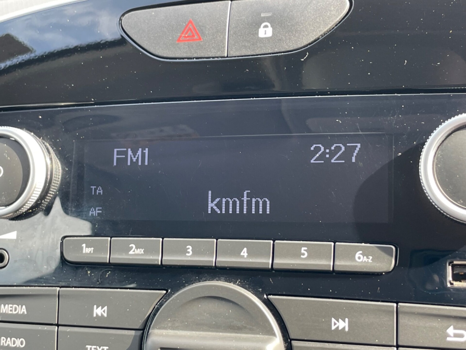 Used Renault Clio 2017 for sale - 75995023: Photo 24