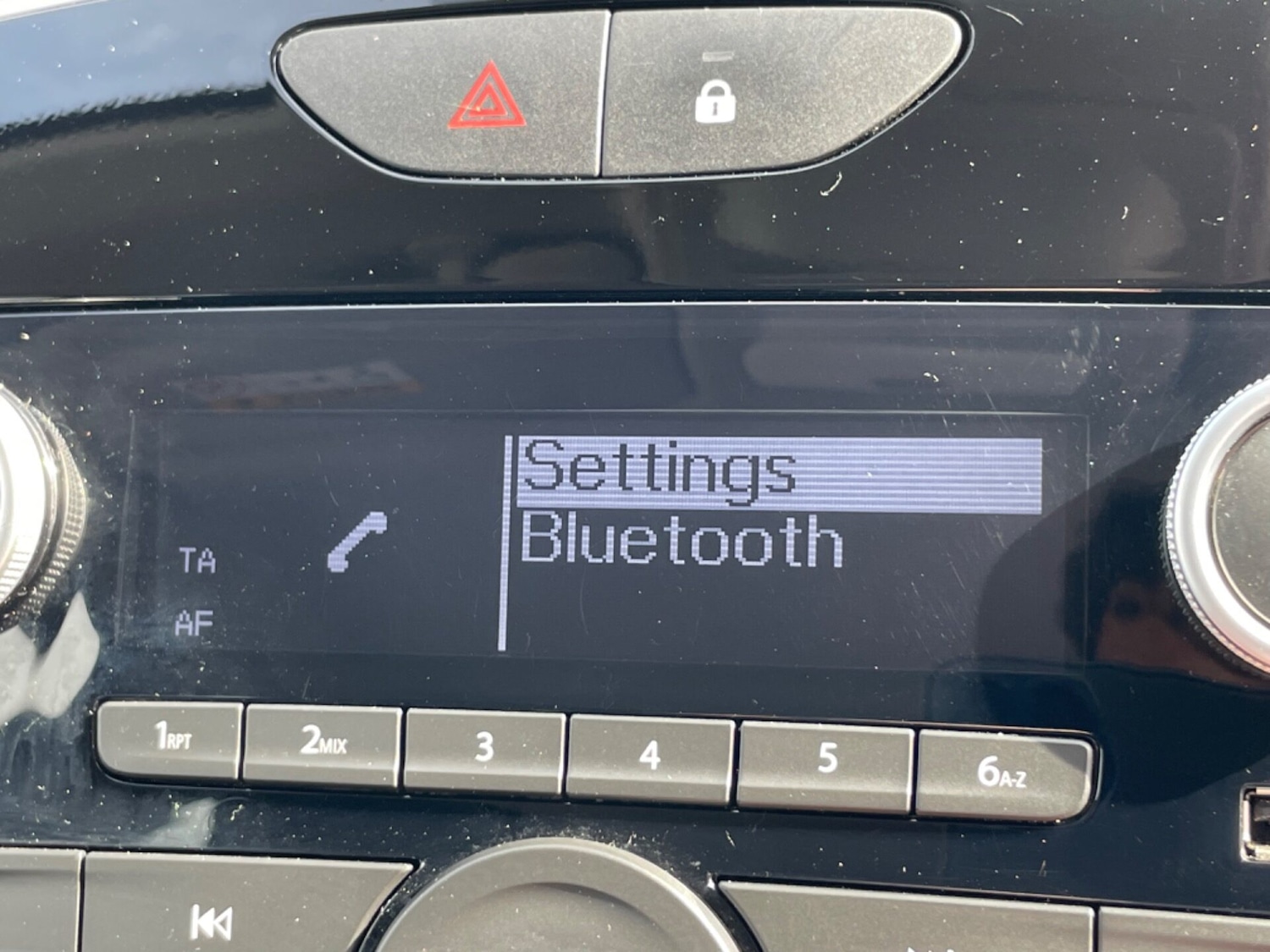 Used Renault Clio 2017 for sale - 75995023: Photo 27