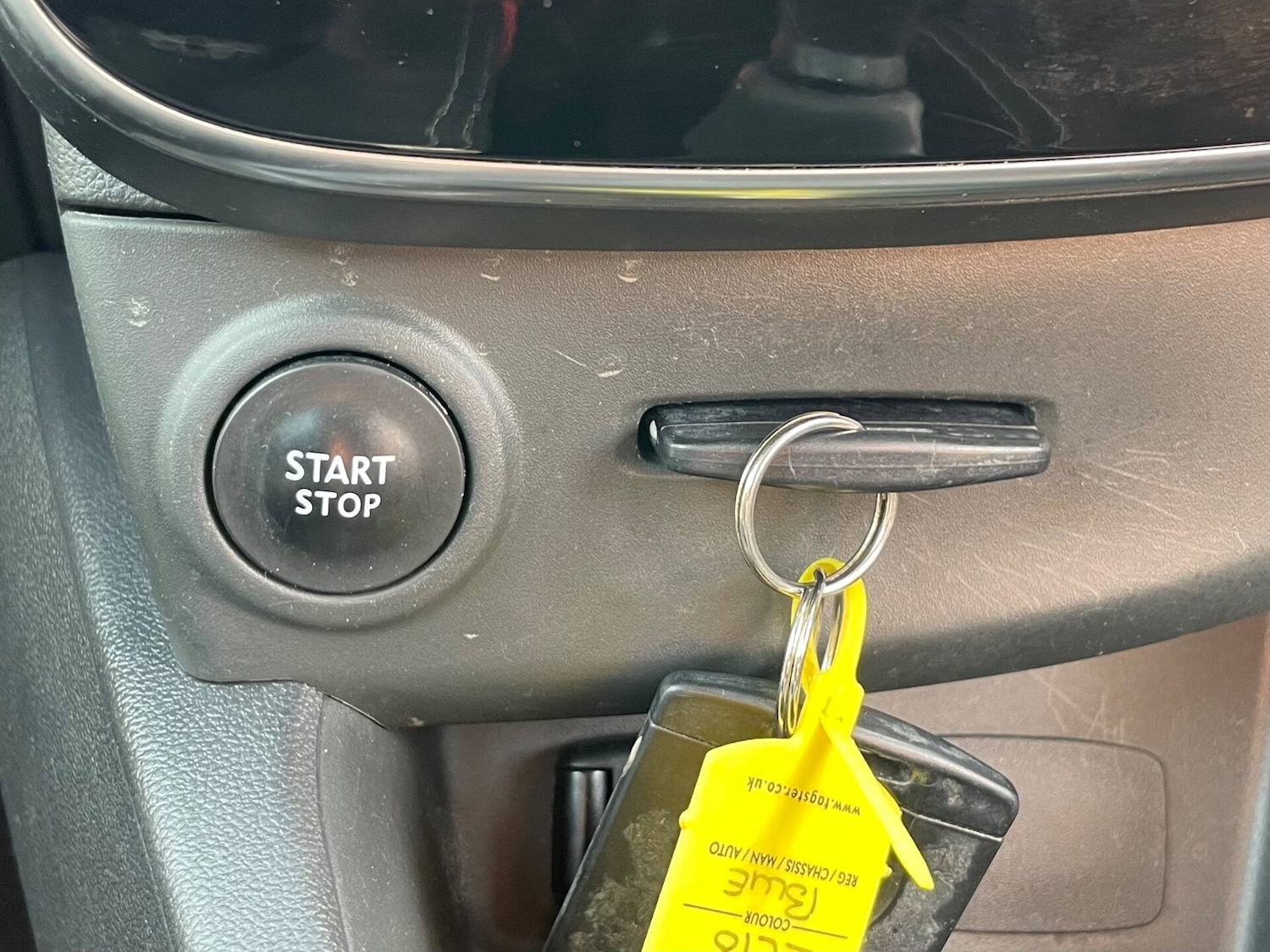 Used Renault Clio 2017 for sale - 75995023: Photo 32