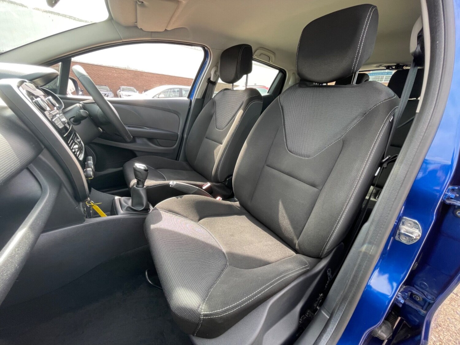 Used Renault Clio 2017 for sale - 75995023: Photo 45