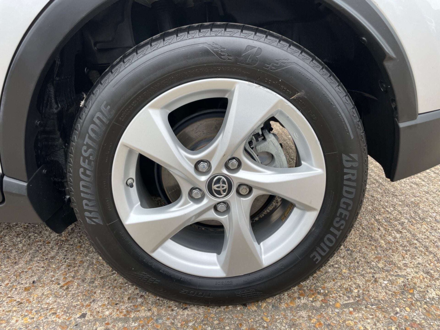 Used Toyota C-HR 2017 for sale - 76922525: Photo 16