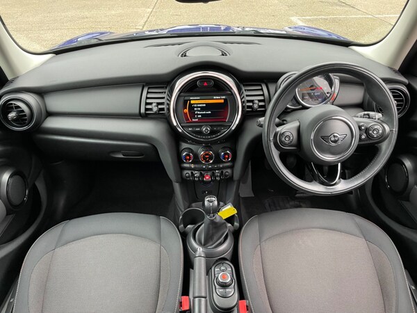 Used MINI Hatch 2018 for sale - 74816752: Photo 2