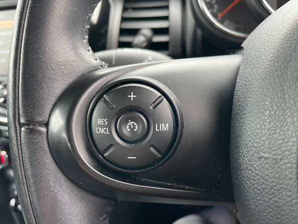Used MINI Hatch 2018 for sale - 74816752: Photo 40