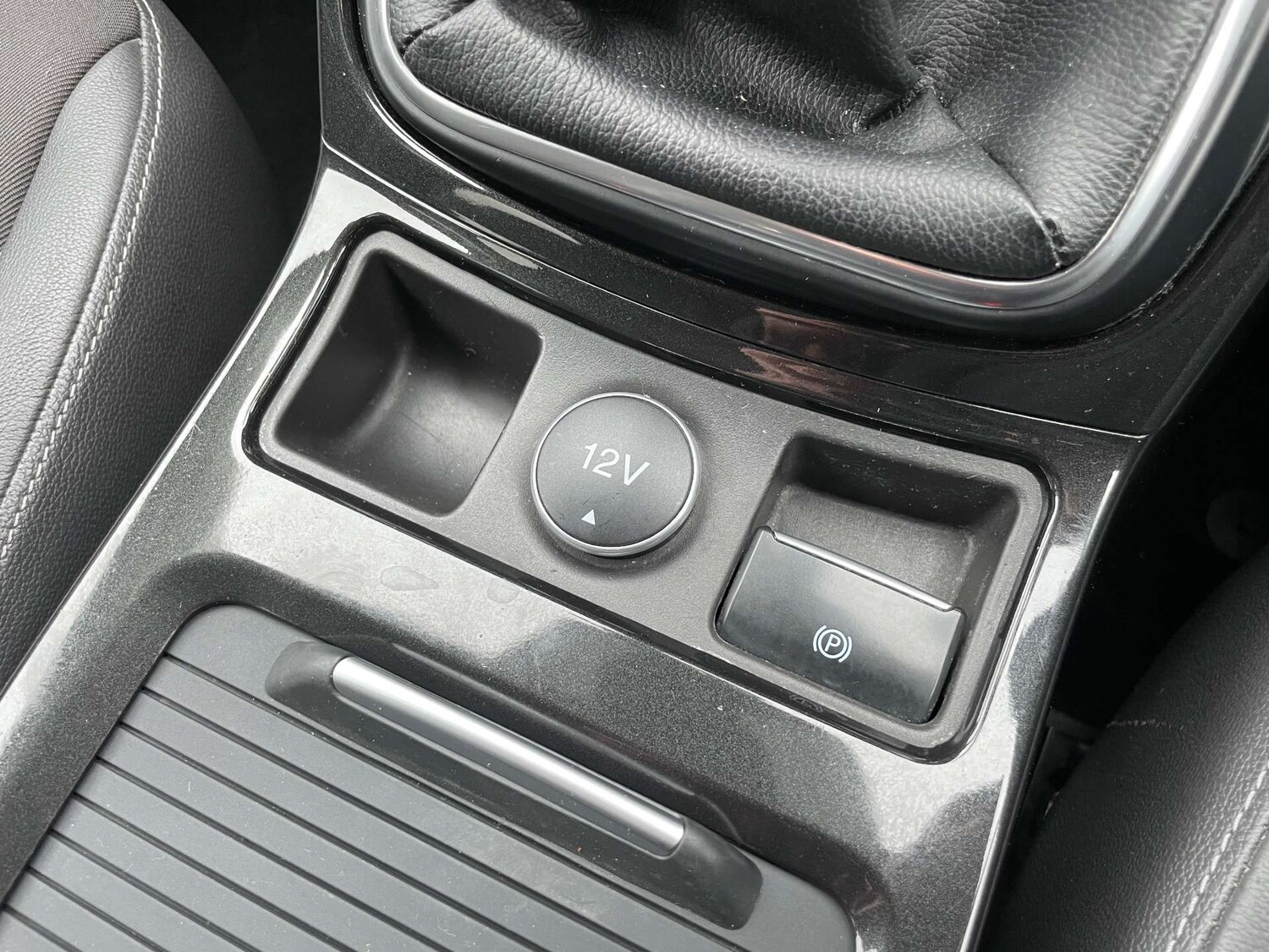 Used Ford Kuga 2018 for sale - 77594762: Photo 42