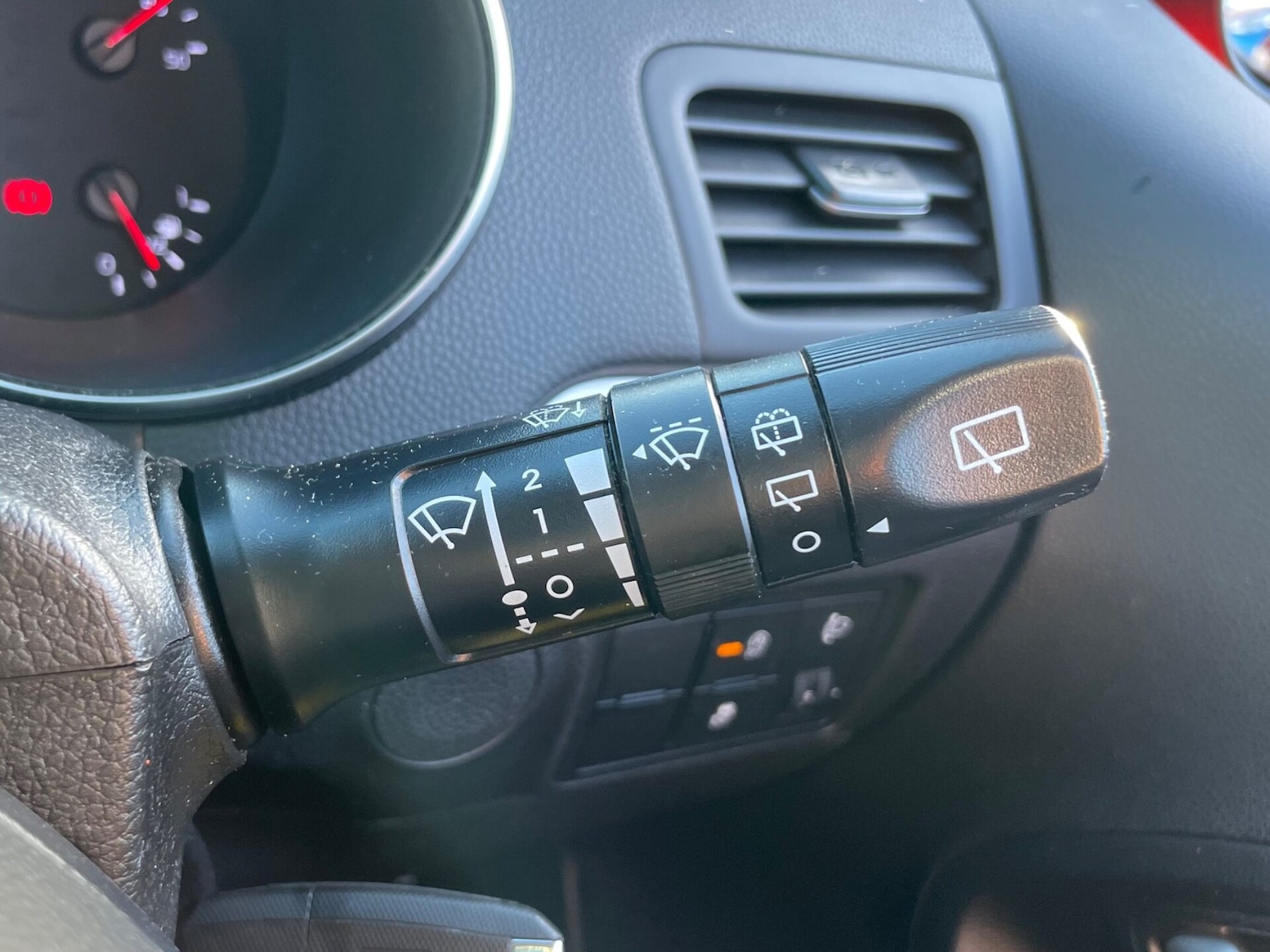 Used Kia Picanto 2016 for sale - 76767659: Photo 38