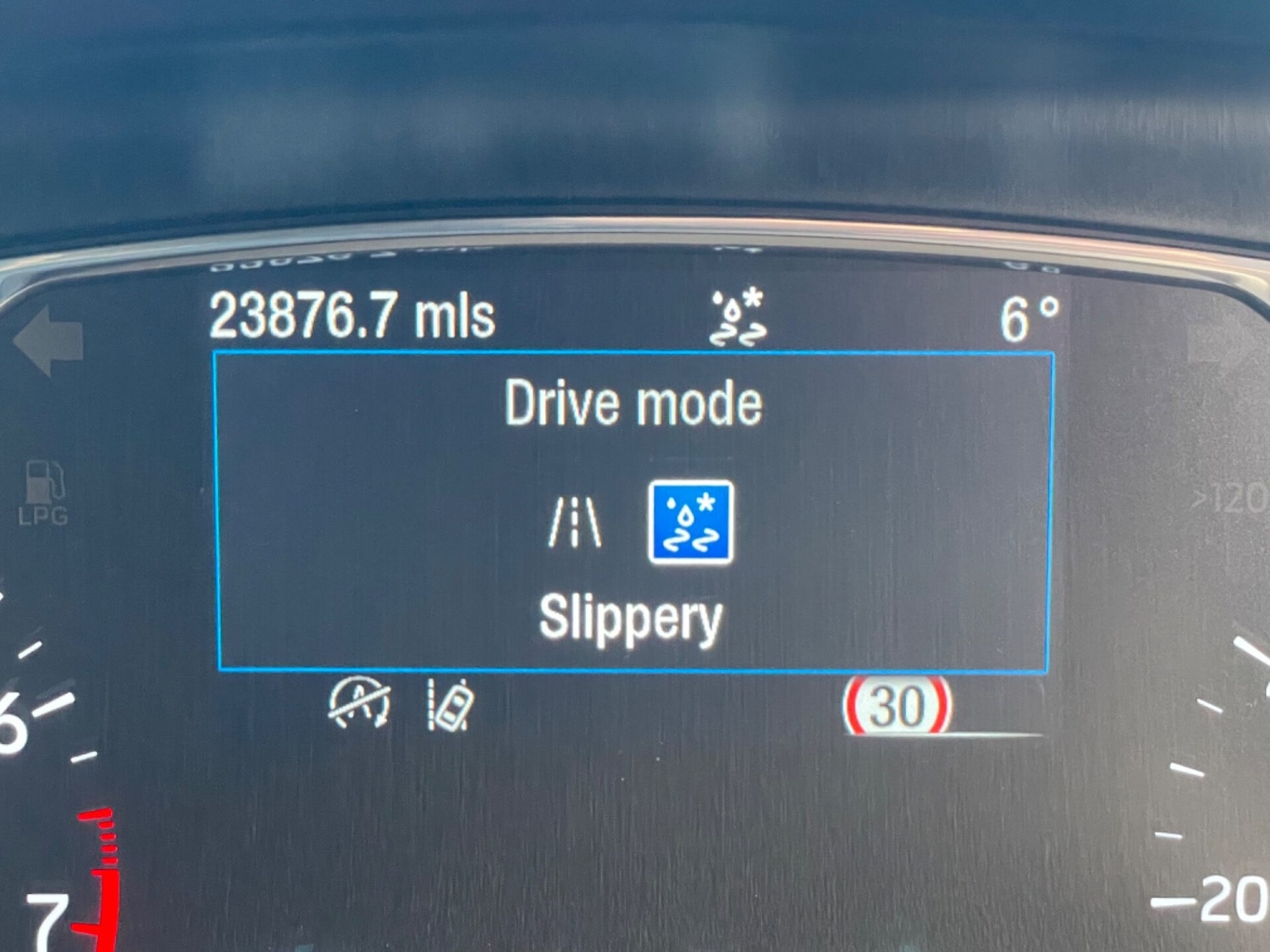 Used Ford Fiesta 2018 for sale - 76588309: Photo 29