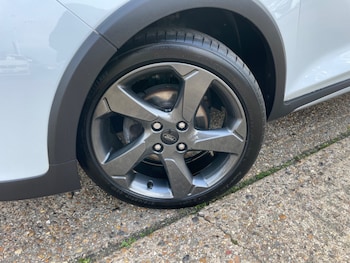 Used Ford Fiesta 2018 for sale - 76588309: Photo