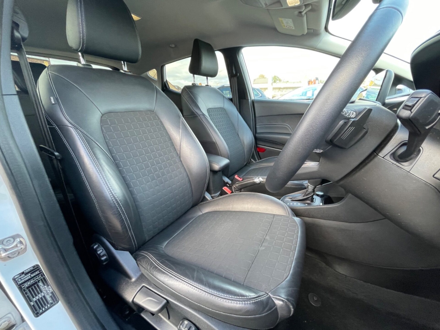 Used Ford Fiesta 2018 for sale - 76588309: Photo 57