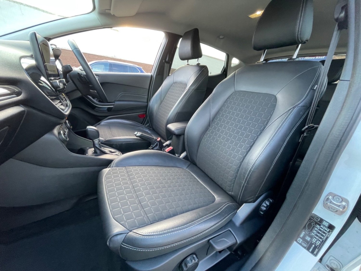 Used Ford Fiesta 2018 for sale - 76588309: Photo 58