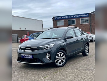 Used Kia Stonic 2023 for sale - 78097407: Photo