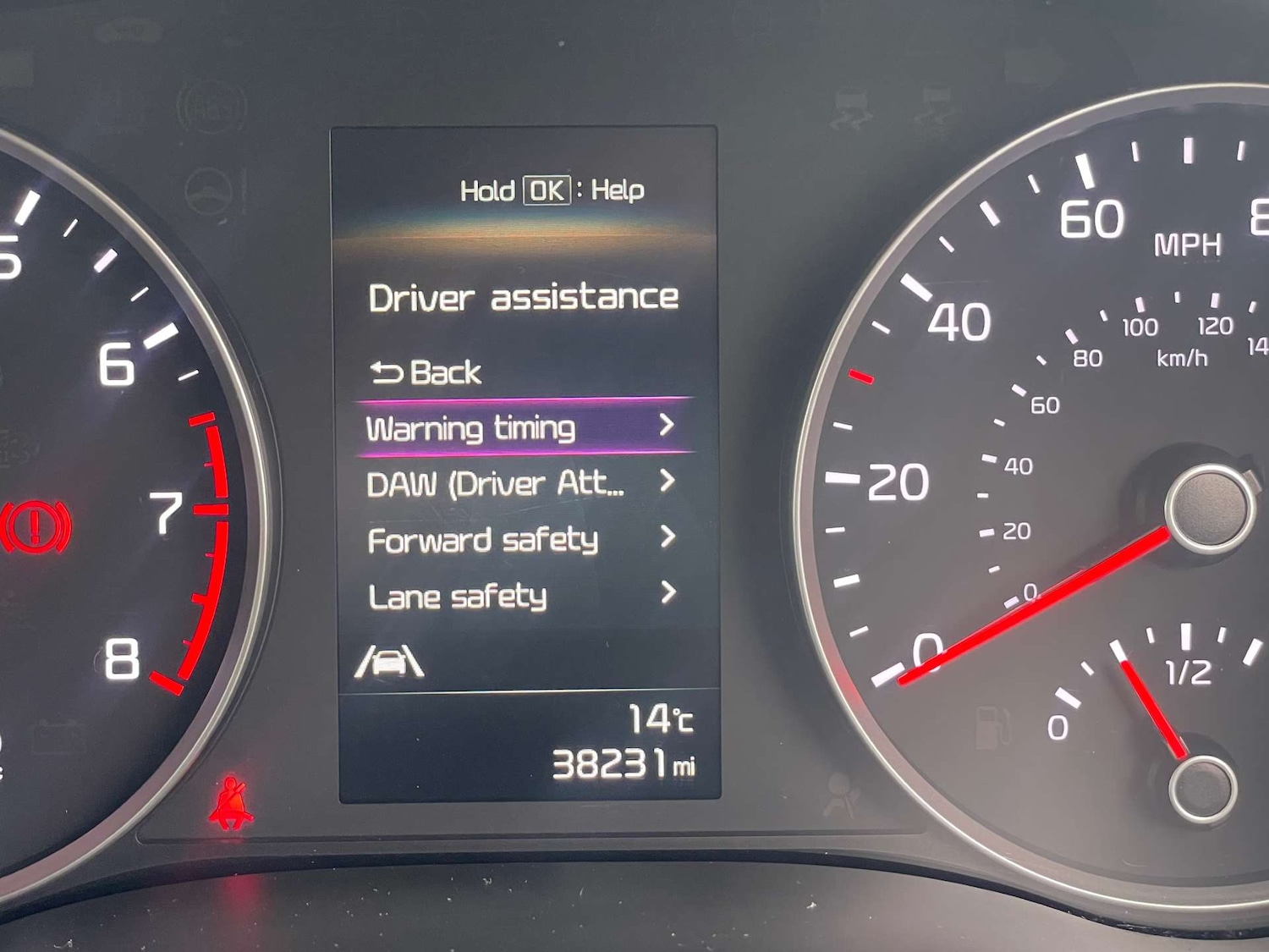 Used Kia Stonic 2023 for sale - 78097407: Photo 26