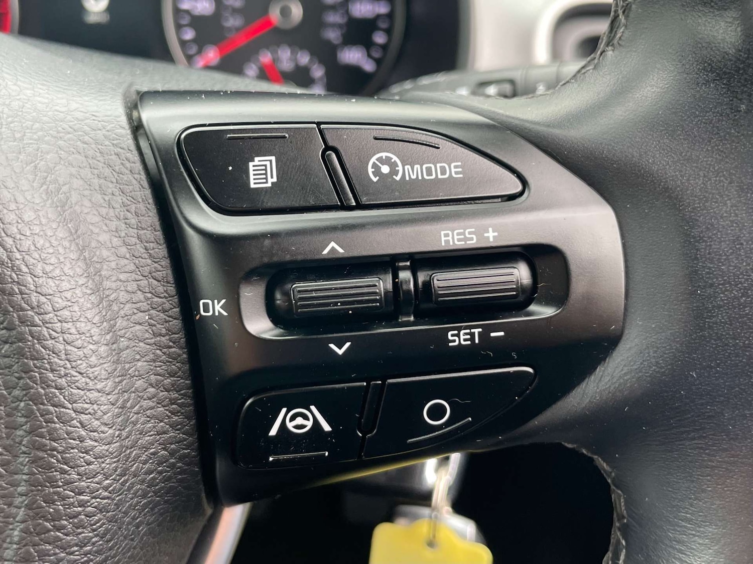 Used Kia Stonic 2023 for sale - 78097407: Photo 46