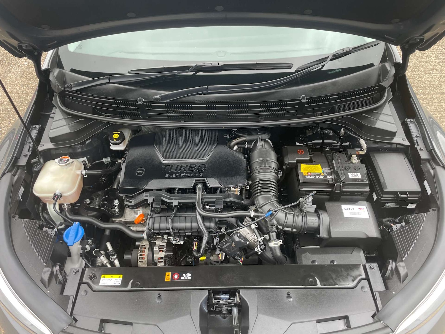 Used Kia Stonic 2023 for sale - 78097407: Photo 7