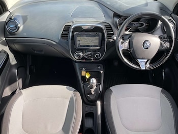 Used Renault Captur 2014 for sale - 77889959: Photo