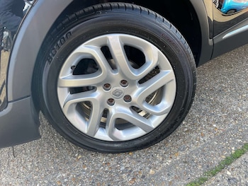 Used Renault Captur 2014 for sale - 77889959: Photo