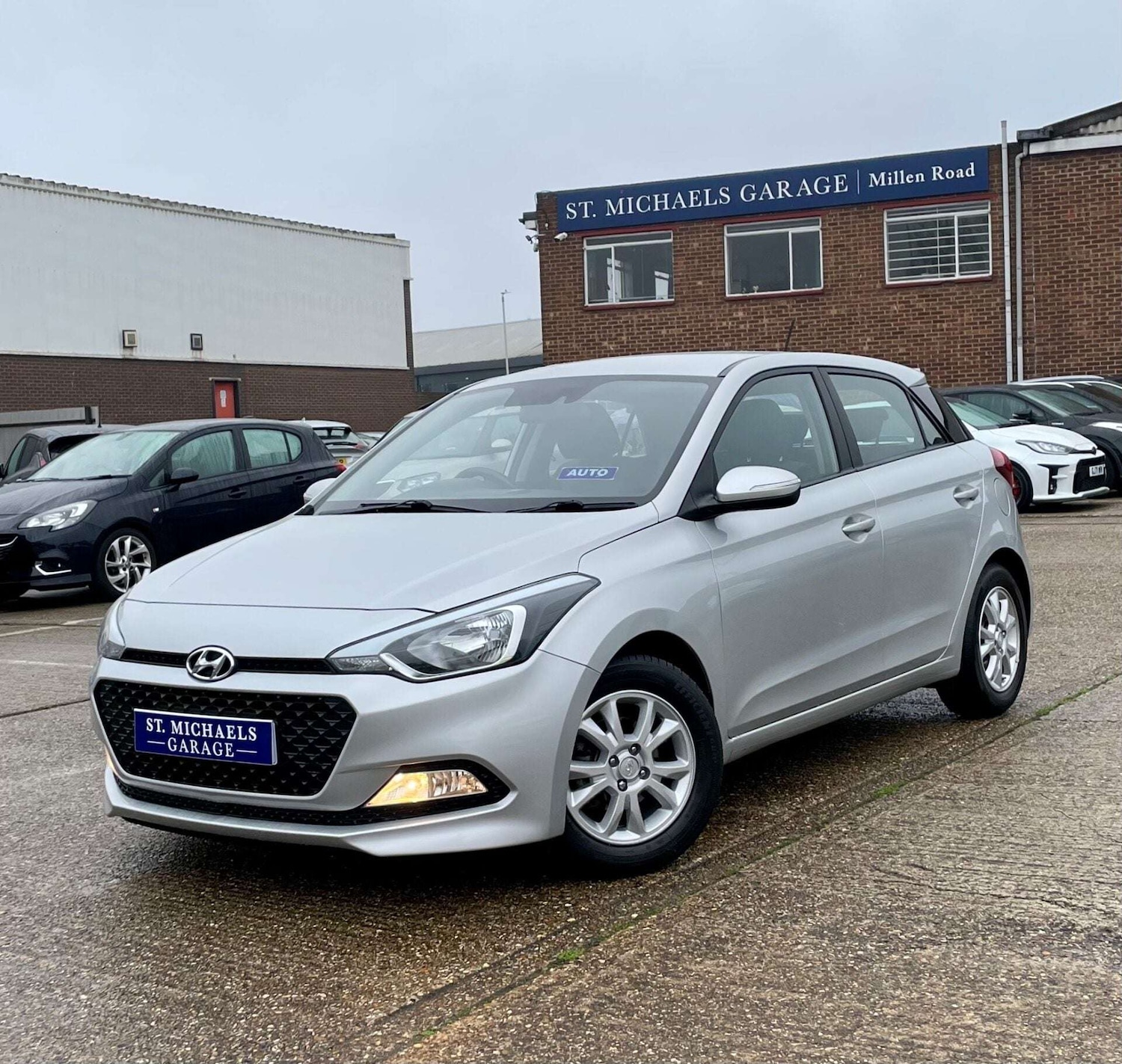 Used Hyundai i20 2018 for sale - 76957754: Photo 1