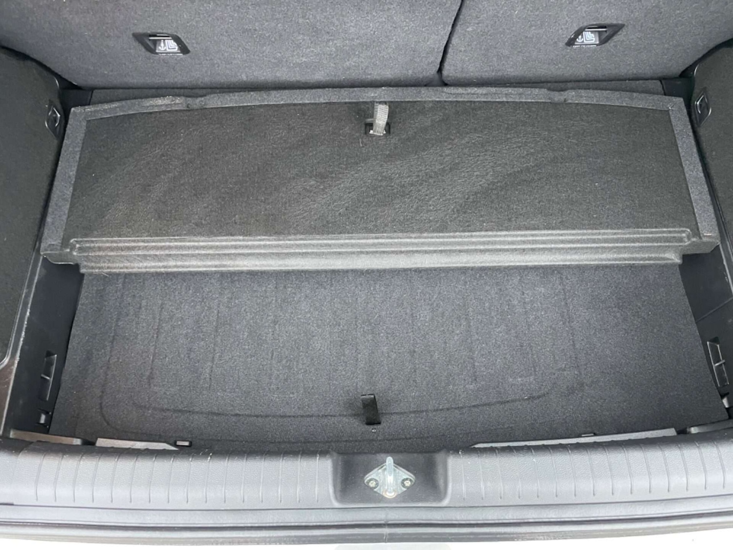 Used Hyundai i20 2018 for sale - 76957754: Photo 48