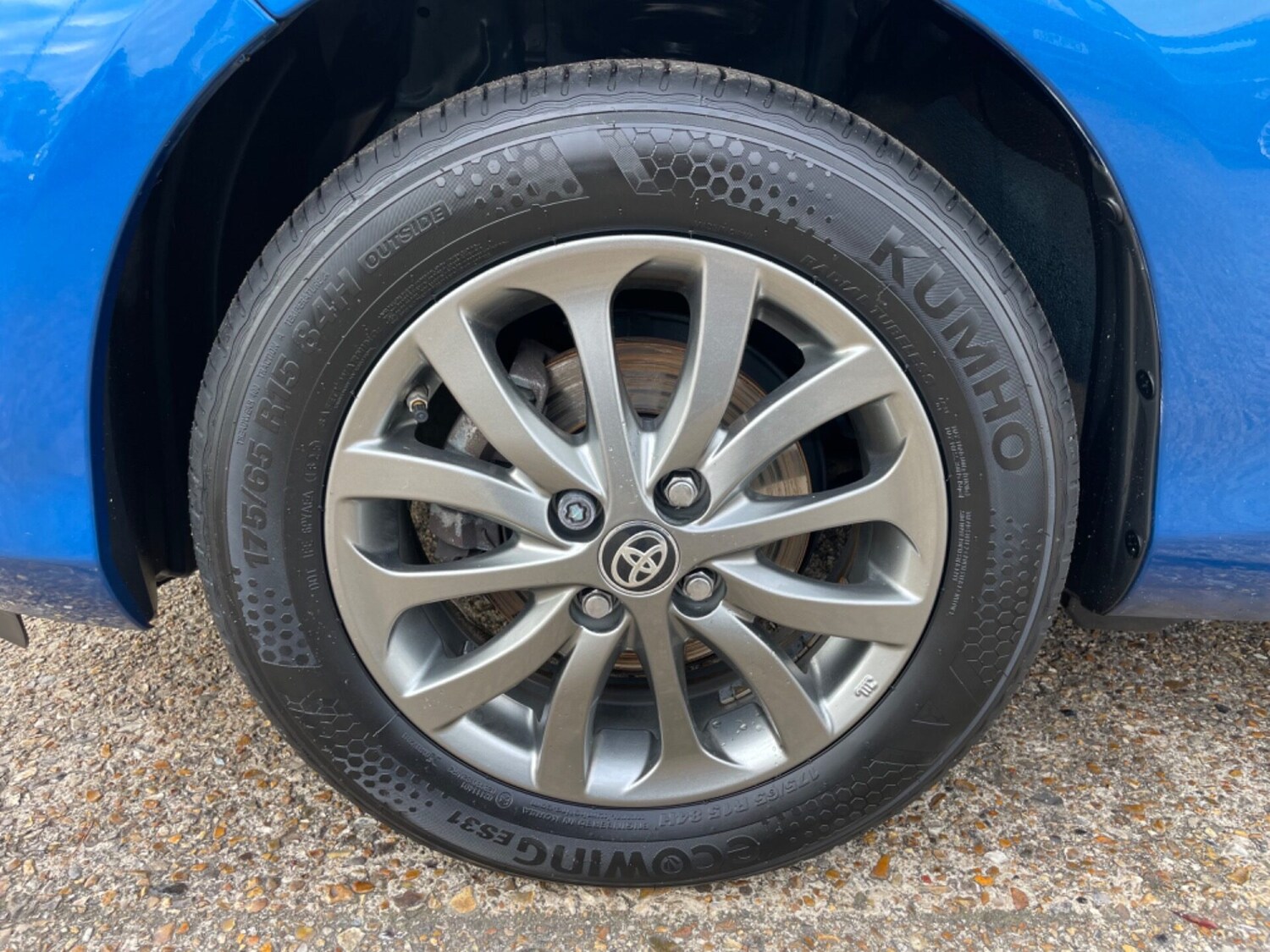 Used Toyota Yaris 2016 for sale - 76287040: Photo 15