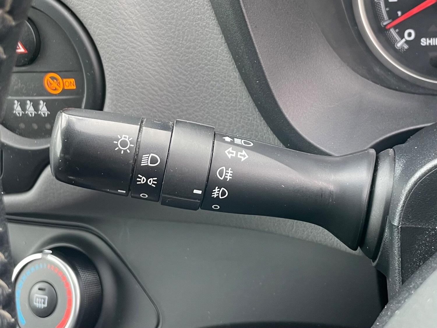 Used Toyota Yaris 2016 for sale - 76287040: Photo 41