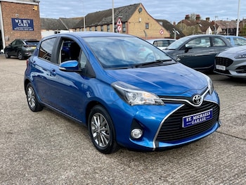 Used Toyota Yaris 2016 for sale - 76287040: Photo