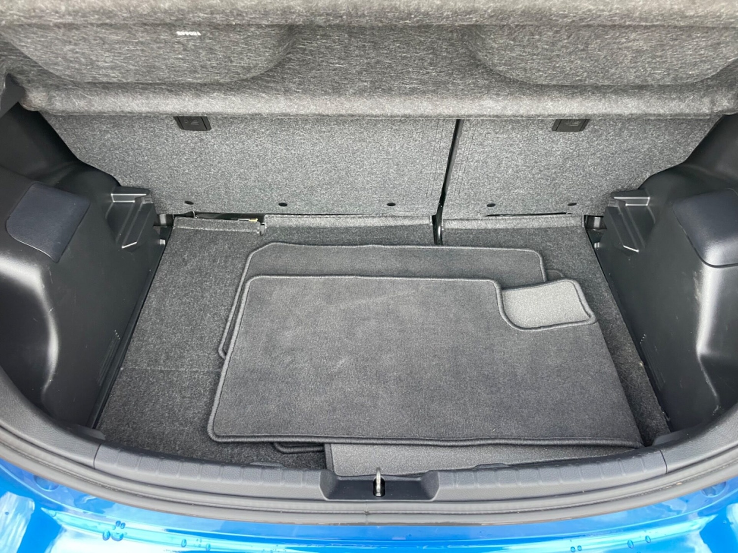 Used Toyota Yaris 2016 for sale - 76287040: Photo 51