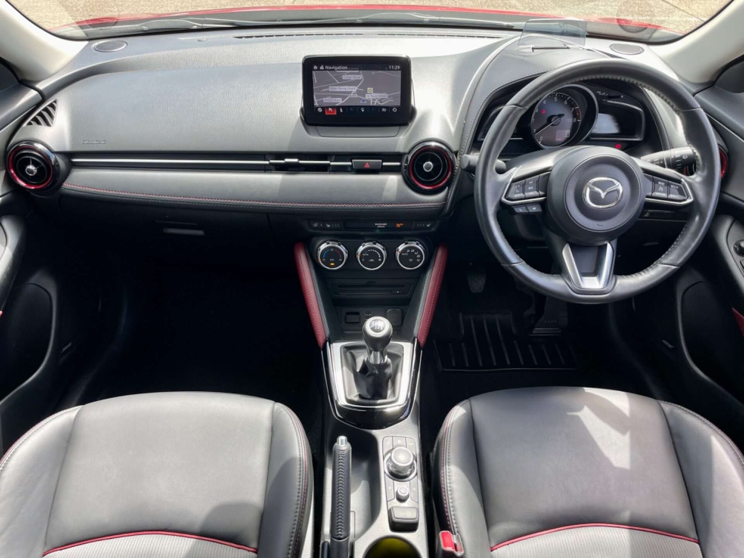 Used Mazda CX-3 2017 for sale - 76922520: Photo 2