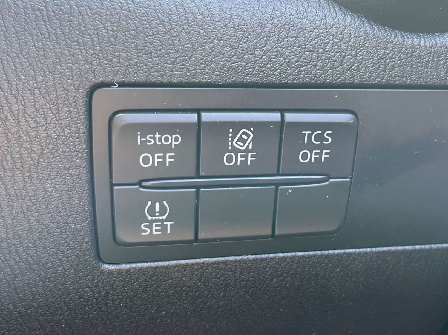 Used Mazda CX-3 2017 for sale - 76922520: Photo 46