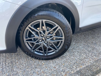 Used Kia Stonic 2020 for sale - 78456066: Photo