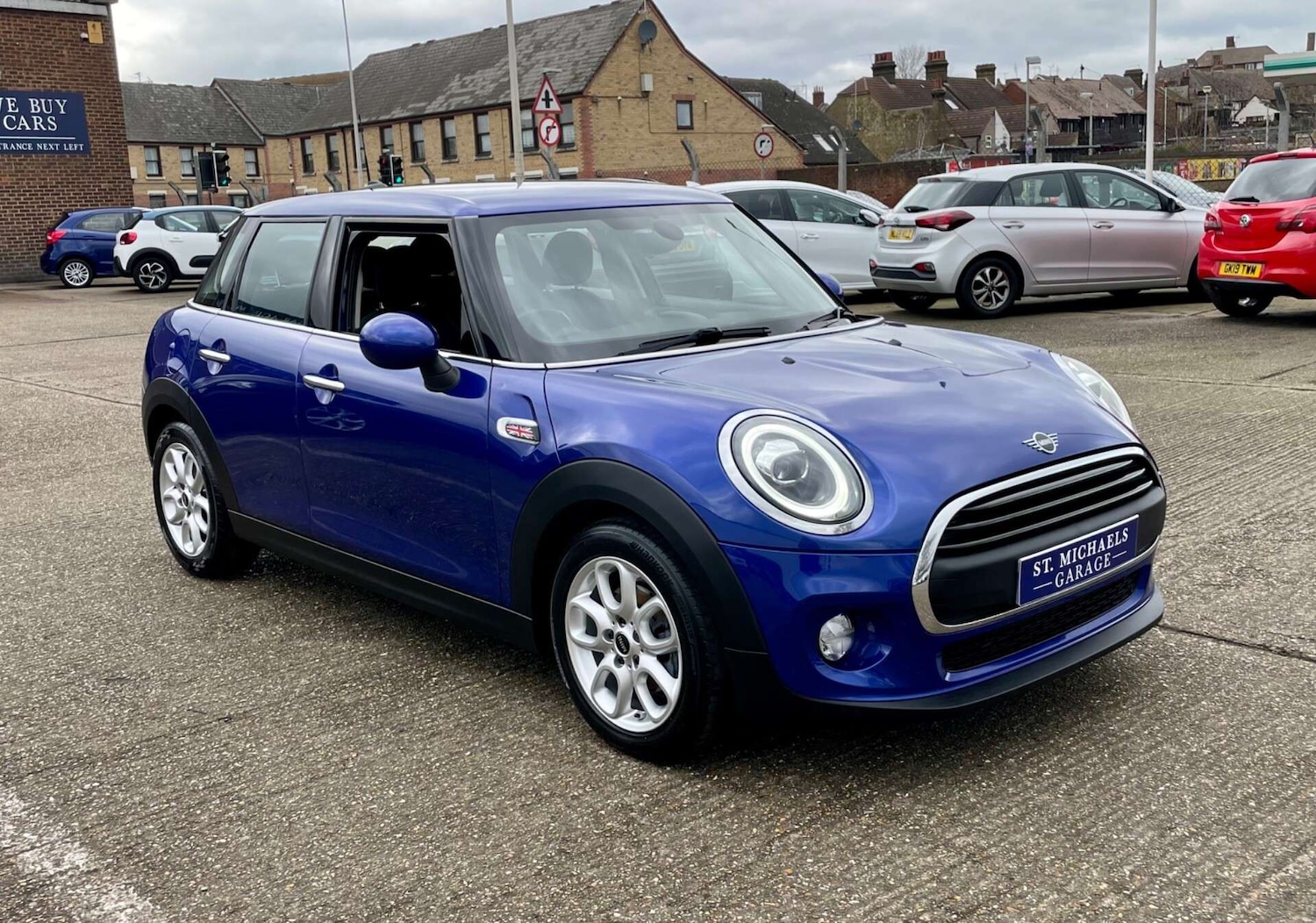 Used MINI Hatch 2018 for sale - 76922517: Photo 4