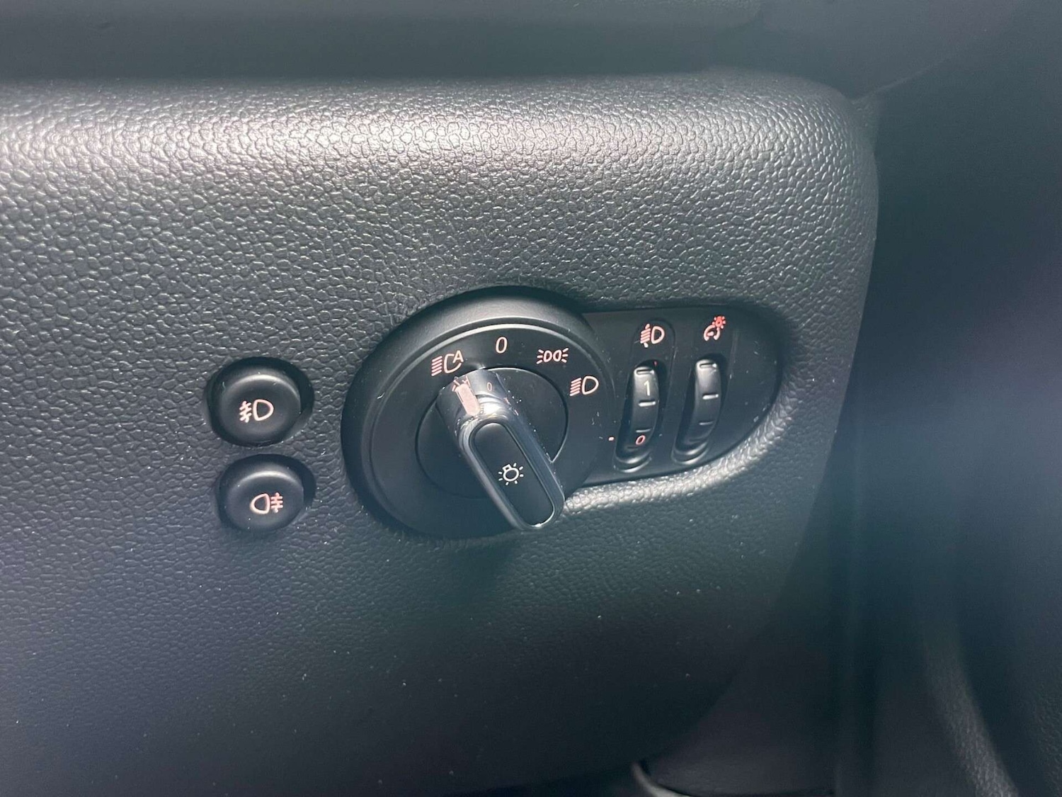 Used MINI Hatch 2018 for sale - 76922517: Photo 44