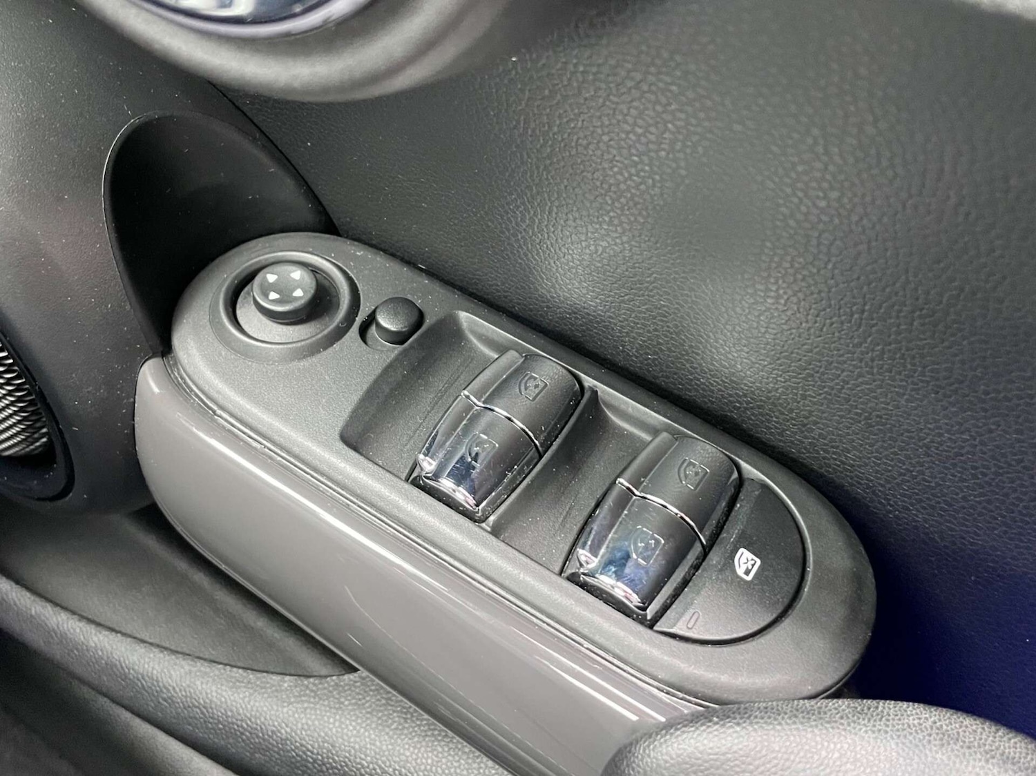 Used MINI Hatch 2018 for sale - 76922517: Photo 46