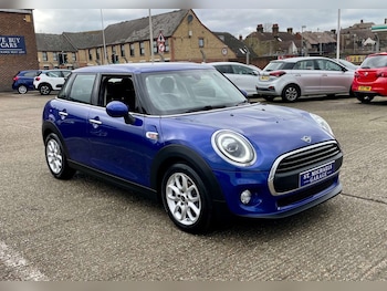 Used MINI Hatch 2018 for sale - 76922517: Photo