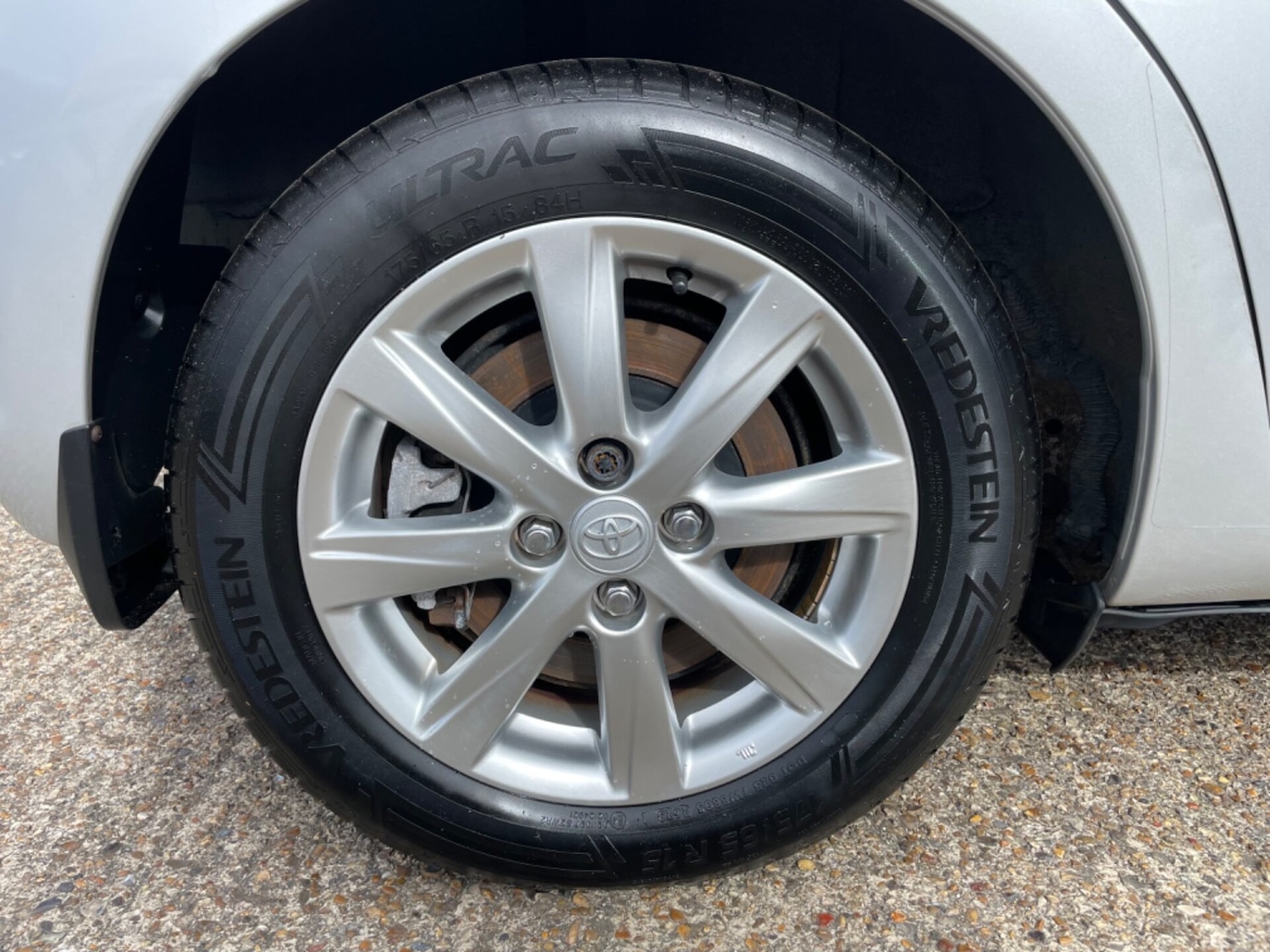 Used Toyota Yaris 2013 for sale - 76159746: Photo 16