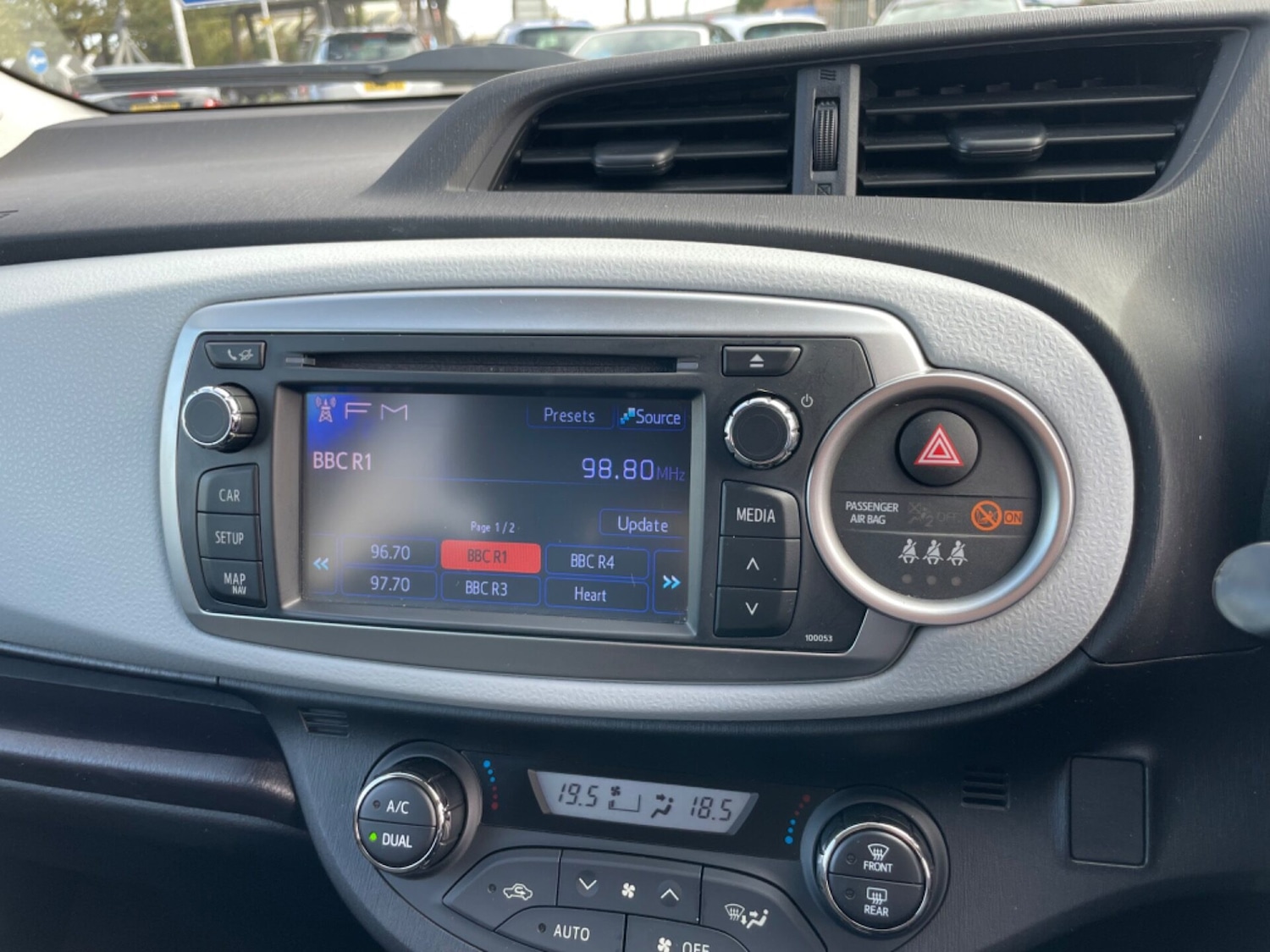 Used Toyota Yaris 2013 for sale - 76159746: Photo 24